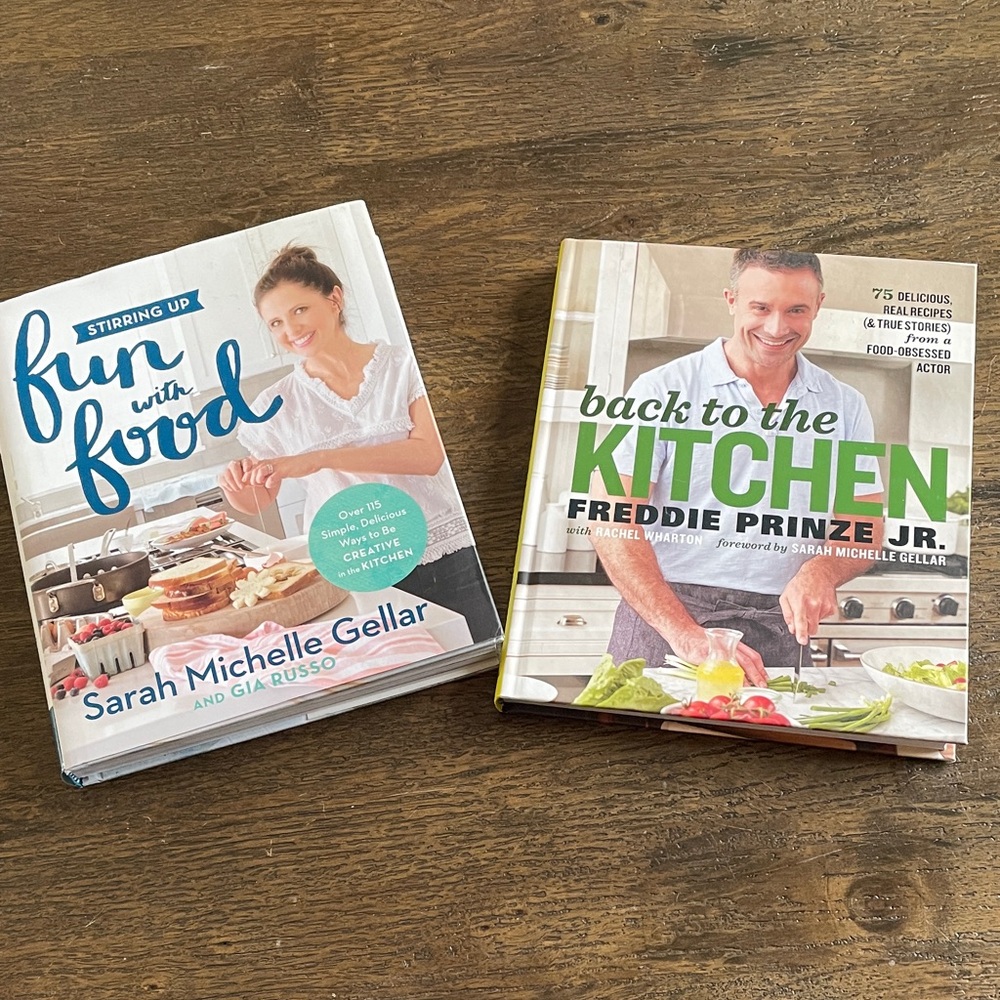 Set of Sarah Michelle Gellar & Freddie Prince Jr Cookbooks